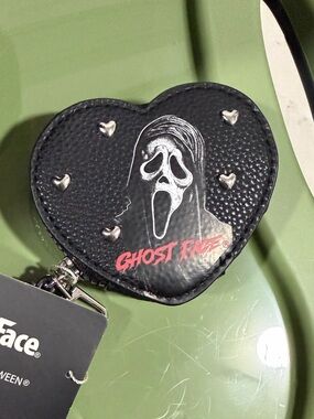 Ghost Face Black Heart Key & Card Holder